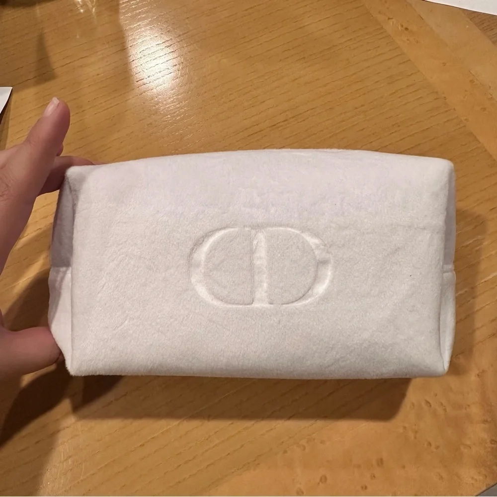 Christian Dior Cosmetic Velvet White Bag NWOT - Picture 3 of 6